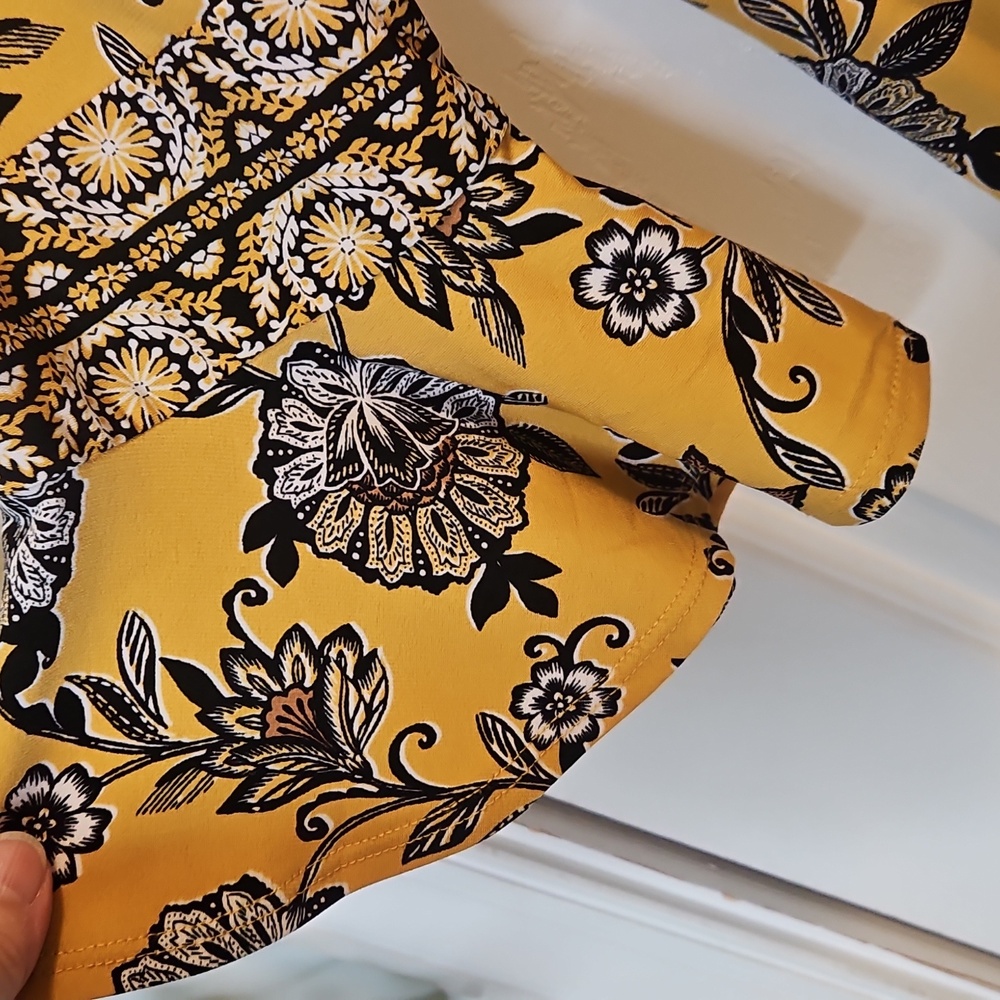 Susan Graver Yellow and Black Liquid Knit Ruffle Sleeve Tunic - Picture 5 of 5